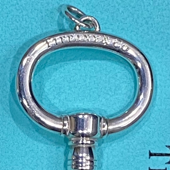 Tiffany & Co. Sterling Silver 925 Oval Key Pendant 2.5” With 30” Ball Chain - Picture 4 of 12